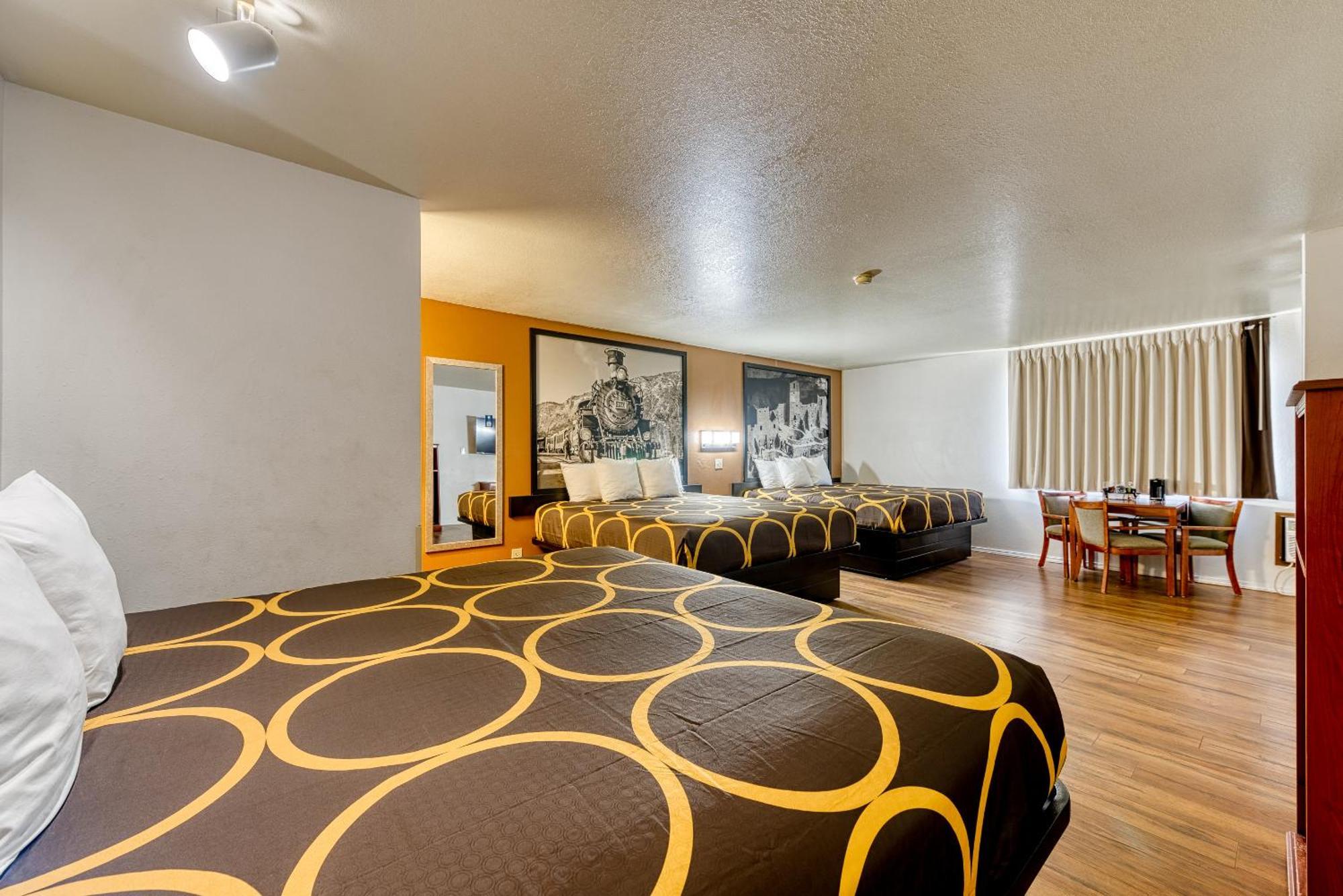 Super 8 By Wyndham Alamosa Motell Rum bild