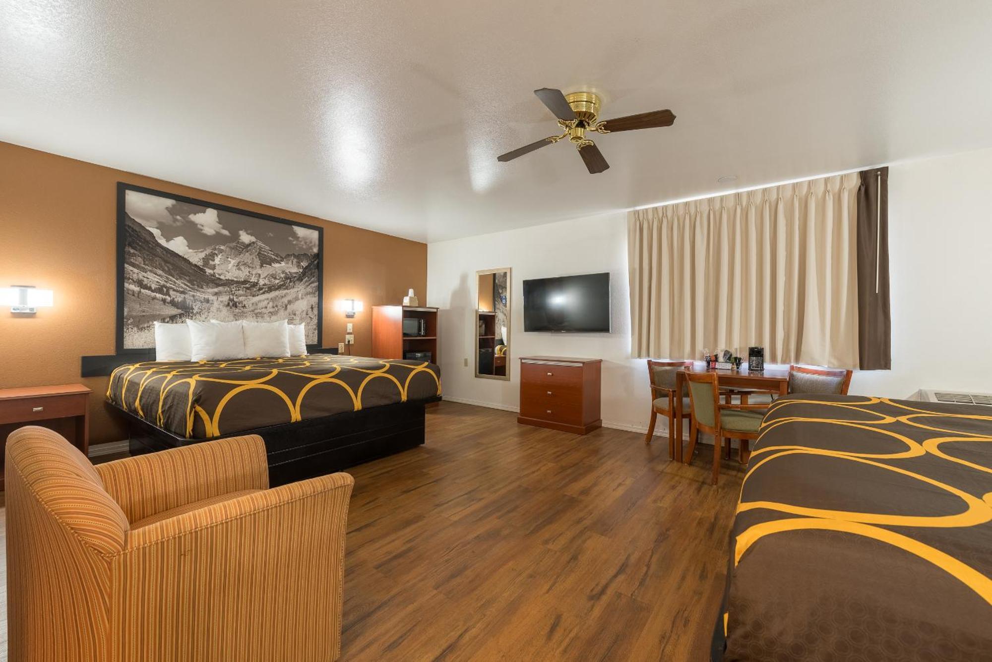 Super 8 By Wyndham Alamosa Motell Rum bild