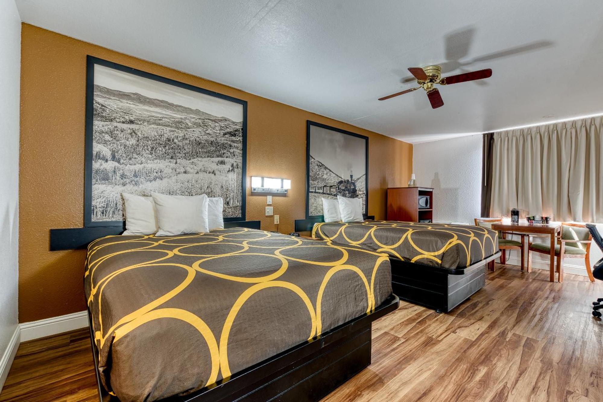 Super 8 By Wyndham Alamosa Motell Rum bild
